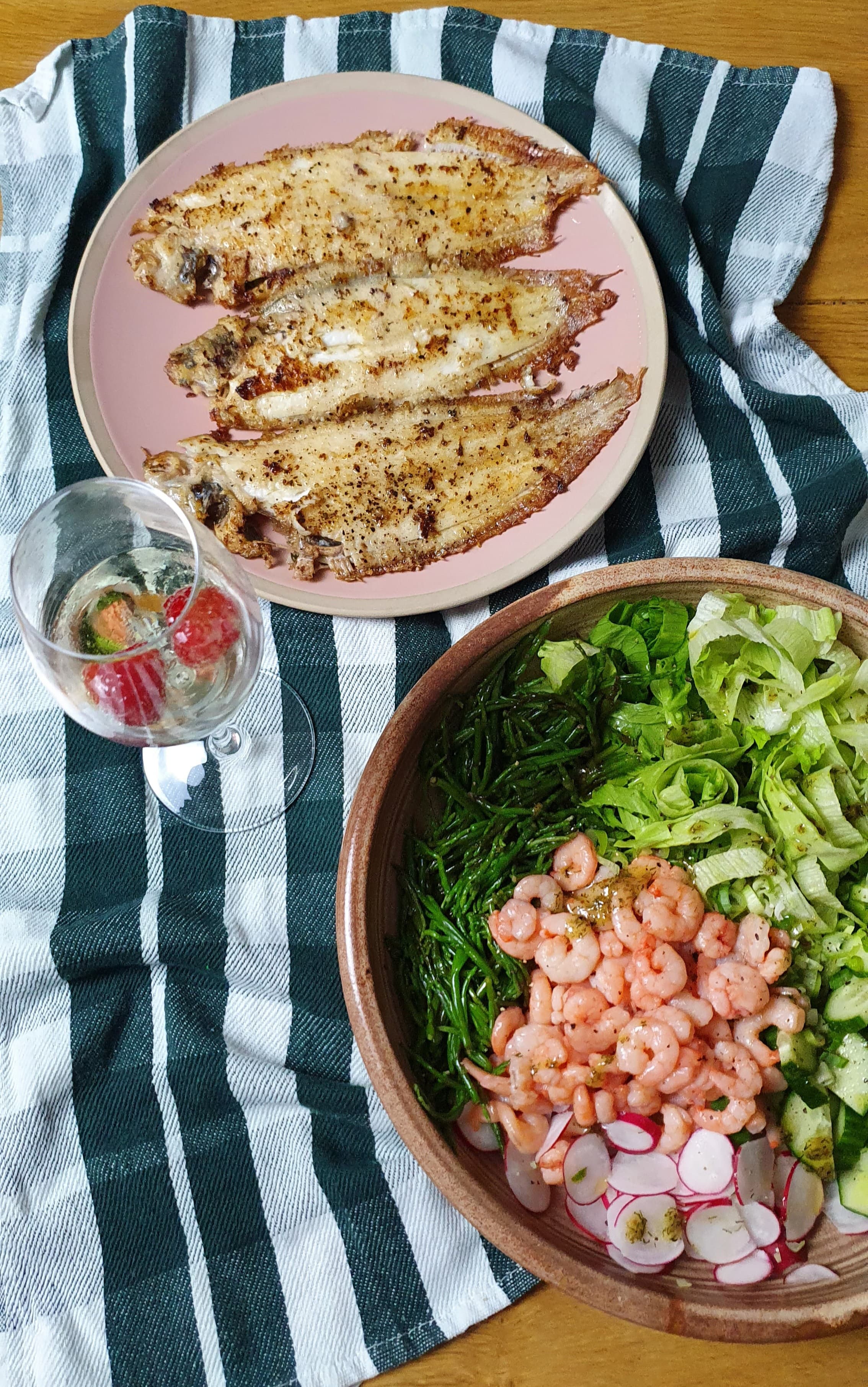 Sliptong met garnalensalade