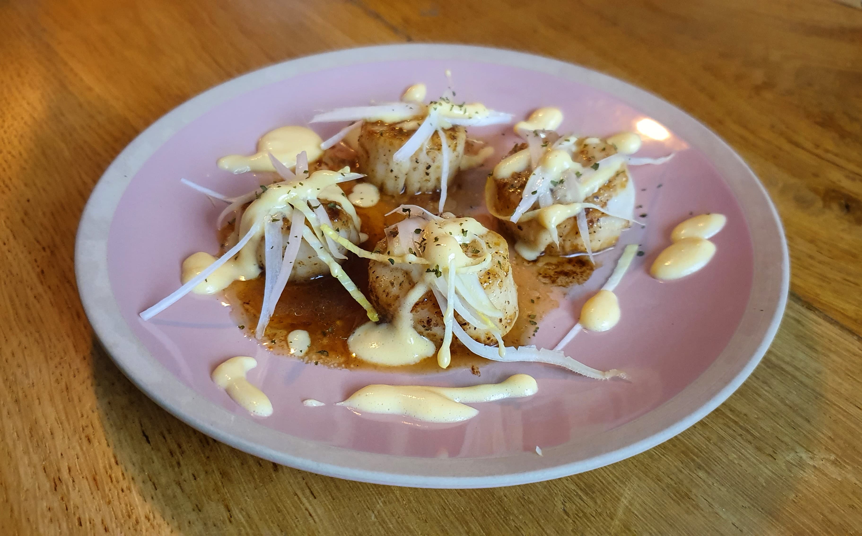 Coquille met witlof mousse van cava