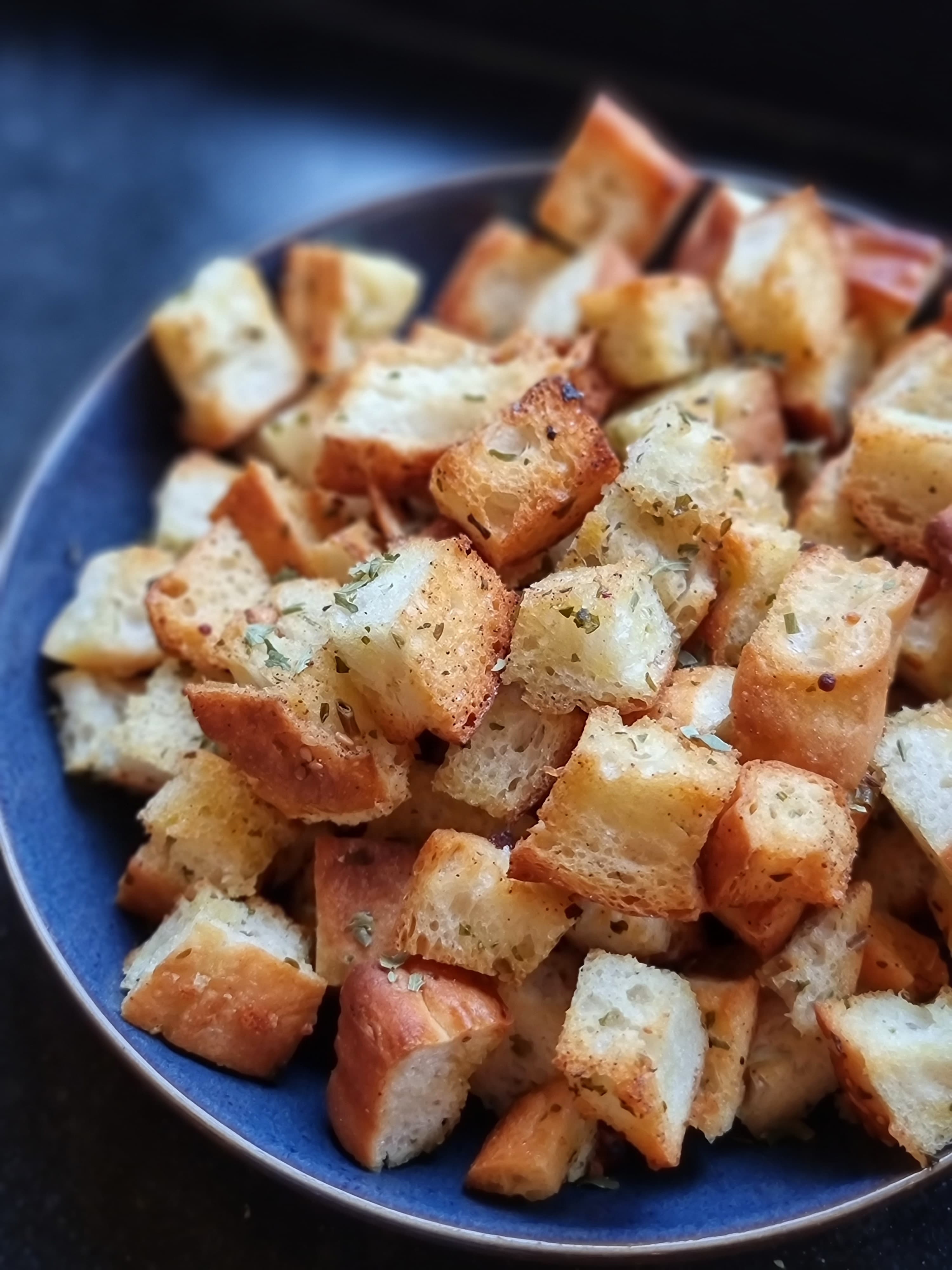 Croutons gemaakt van Turks brood